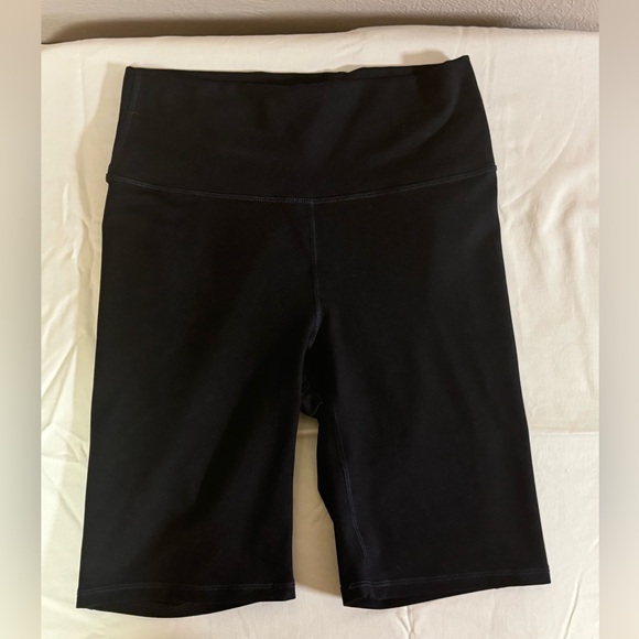 Fabletics Women’s PowerHold Biker Shorts, Black, Small - Picture 2 of 4